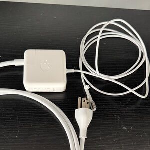 Apple MagSafe power charging adapter for MacBook pro laptops